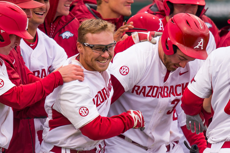 No. 14 Hogs Win Wild Wednesday, DVH Reaches 700