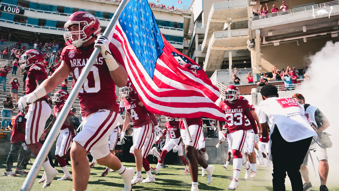 Georgia to honor '80 team by wearing 'red britches' vs. Arkansas