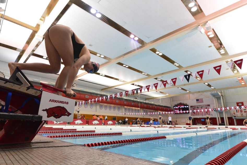 Razorbacks Win First Meet of 2021 - Vimarsana News