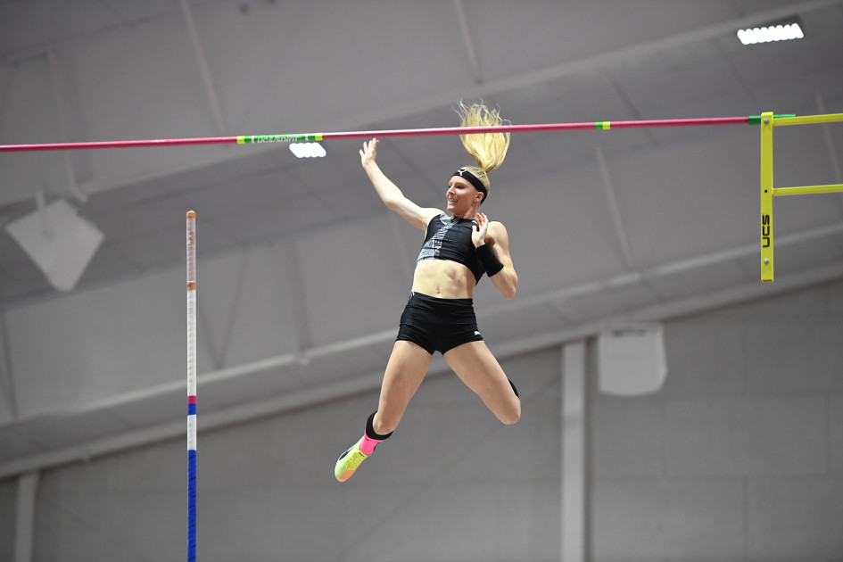 Morris vaults to world lead, Crouser creates history with shot series - Vimarsana News