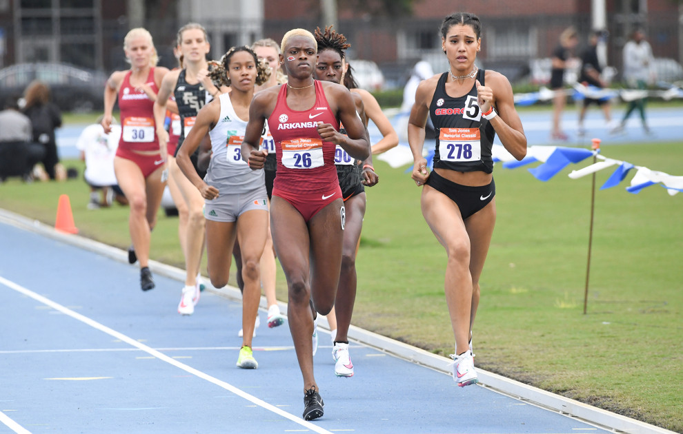 No. 2 Razorbacks host 12 teams at John McDonnell Invitational - Vimarsana News