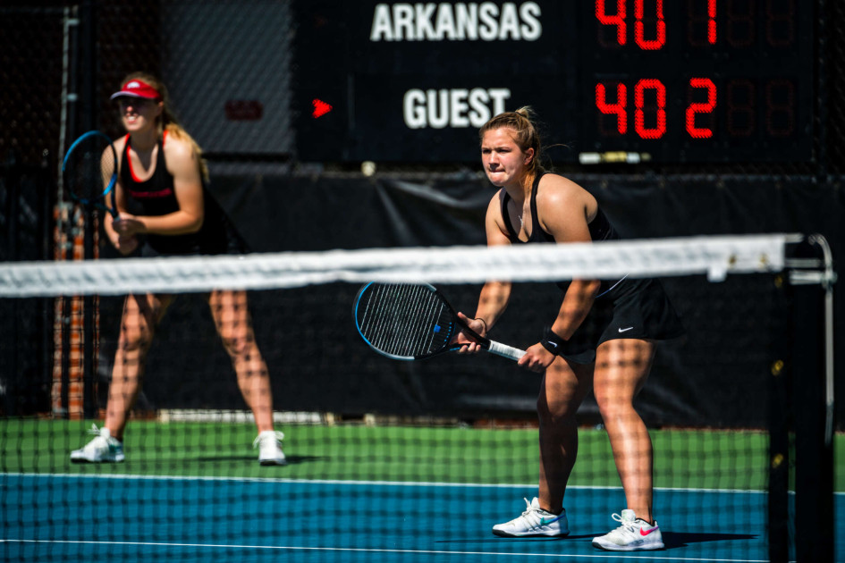 Spink and Cross Earn All-SEC Honors - Vimarsana News