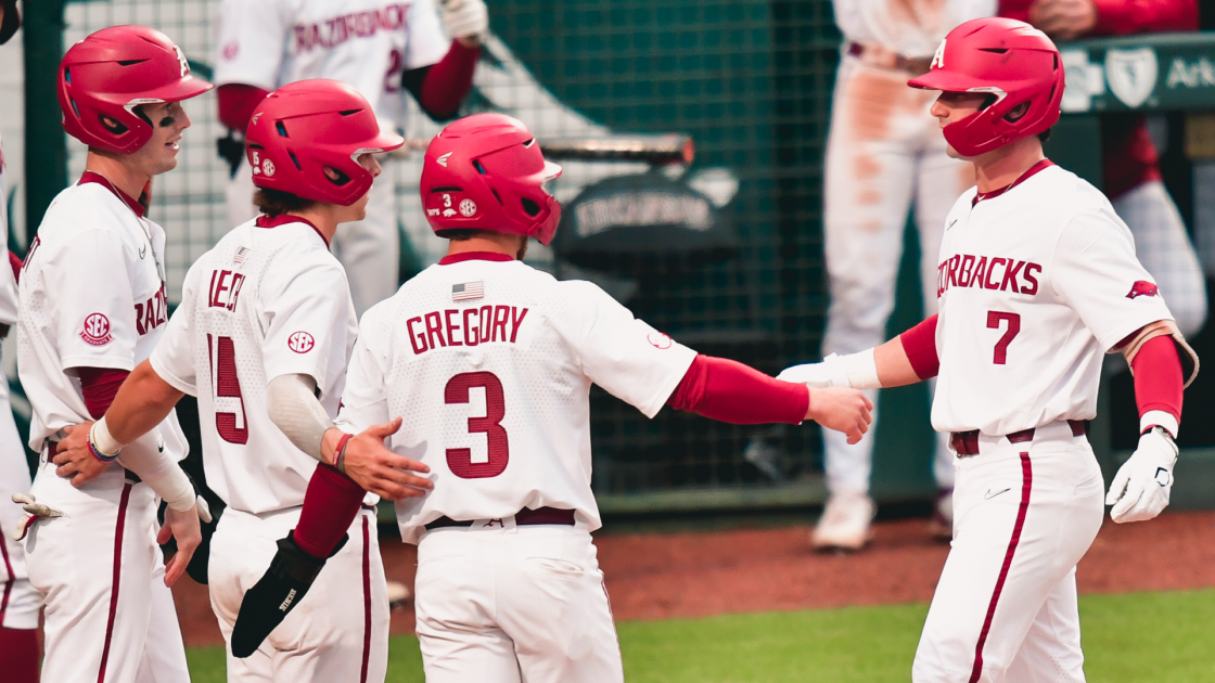 #1 Hogs, #4 Vols Collide This Weekend on Rocky Top - Vimarsana News