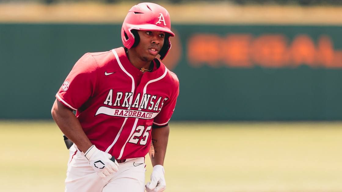 Razorbacks Eye Division Title in Final Series of Regular Season - Vimarsana News