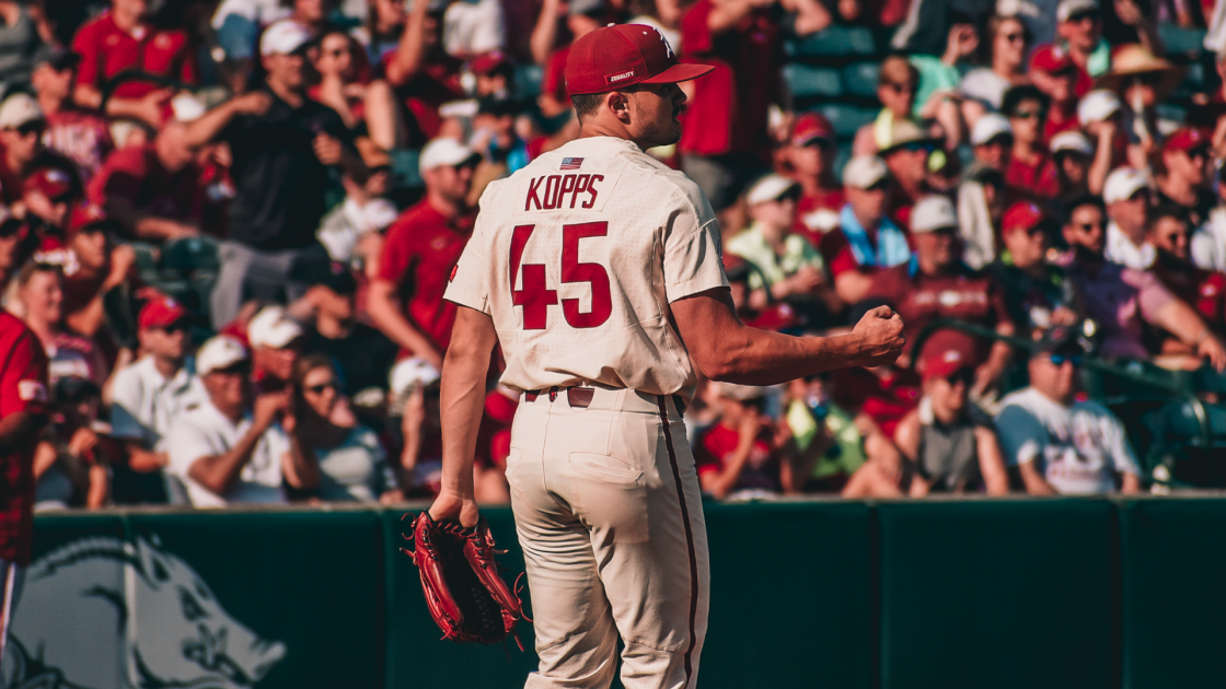 Arkansas Razorbacks on SR on Instagram: “CONGRATULATIONS to Kevin Kopps!!! 2021 Golden Spikes Award Winner!! WOO PIG SOOIE! #arkansas #razorbacks #wps #woopigsooie…”