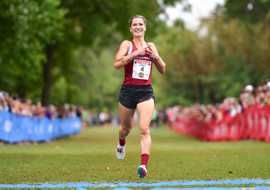 Krissy Gear secures first victory in leading Razorbacks to team title - Vimarsana News