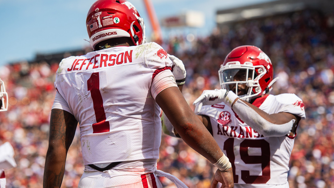 Razorback Communications on X: Entering today's game at Mizzou, RB Raheim  Sanders needs 98 yards to win the SEC rushing title. The last time an  Arkansas player accomplished the feat was 2007