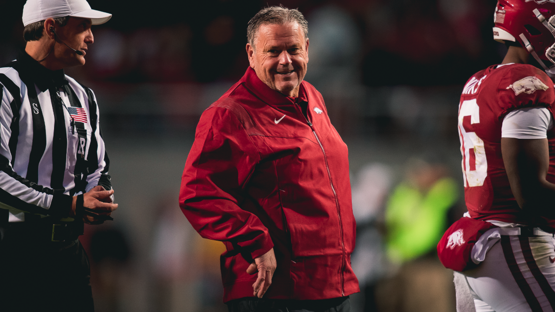 Pittman signs new contract with Razorbacks - Vimarsana News