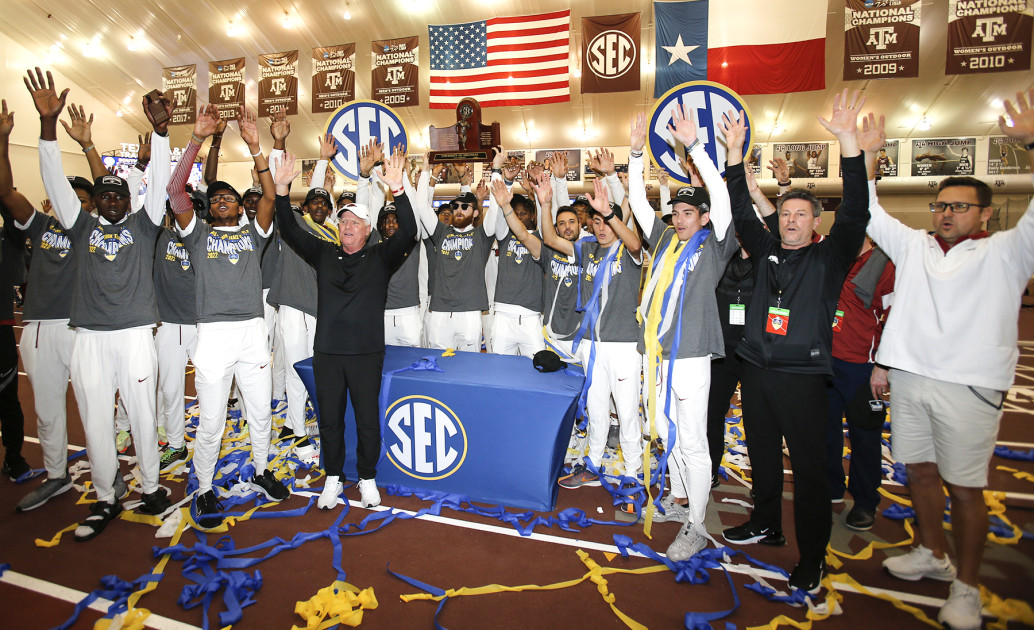 No. 1 Razorbacks secure third consecutive SEC Indoor title, 25th in program history - Vimarsana News