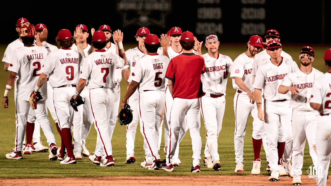 Bats Break Out in #3 Arkansas' Lopsided Win | Arkansas Razorbacks - Vimarsana News