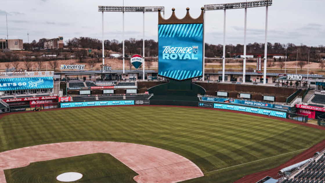 WholeHogSports - Razorbacks to play at Kauffman Stadium in 2022