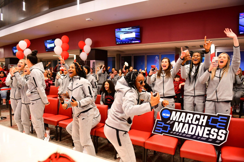 Hogs Selected As 10 Seed, Set To Faceoff Against Utah In NCAA First Round - Vimarsana News