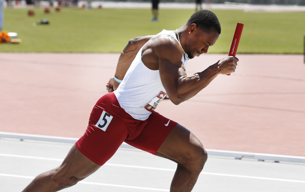 Razorbacks open outdoor campaign at 94th Texas Relays - Vimarsana News