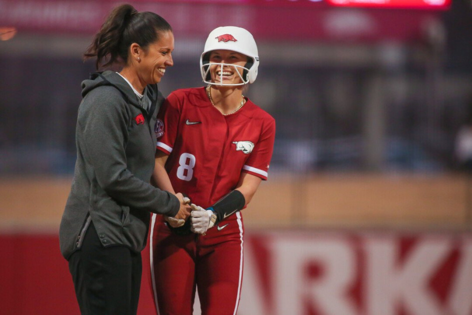 Hogs Host LSU in Top-25 Matchup - Vimarsana News