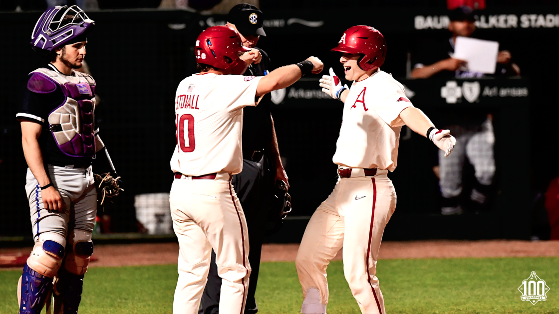Leach Hits for Cycle in Hogs' Wild Win | Arkansas Razorbacks - Vimarsana News