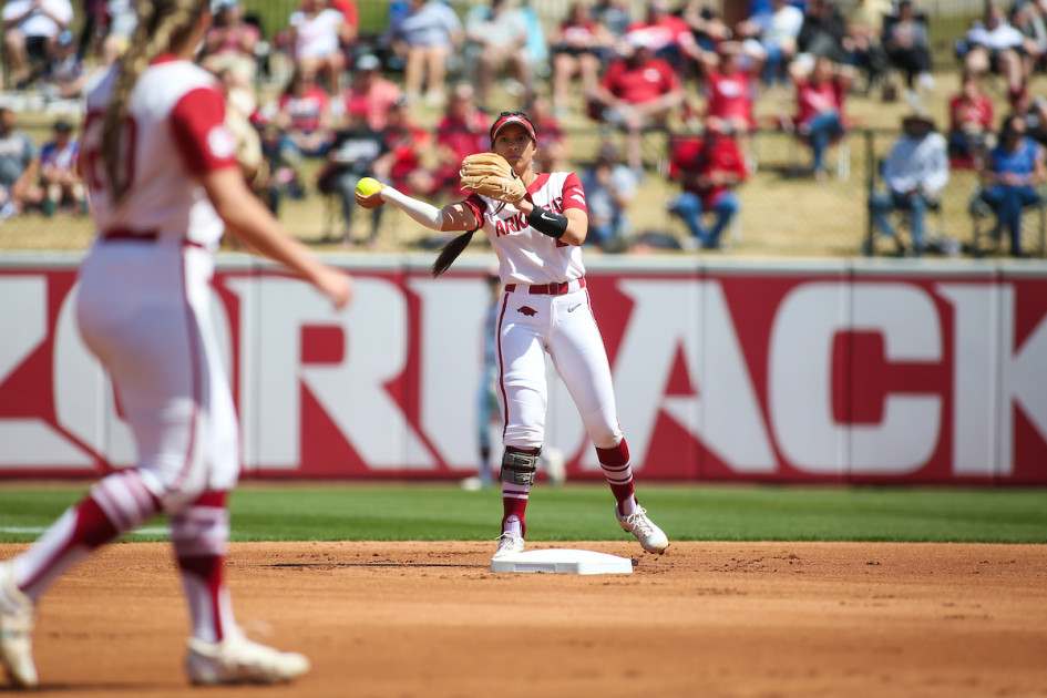 No. 9 Hogs Welcome SEMO for Midweek Doubleheader - Vimarsana News