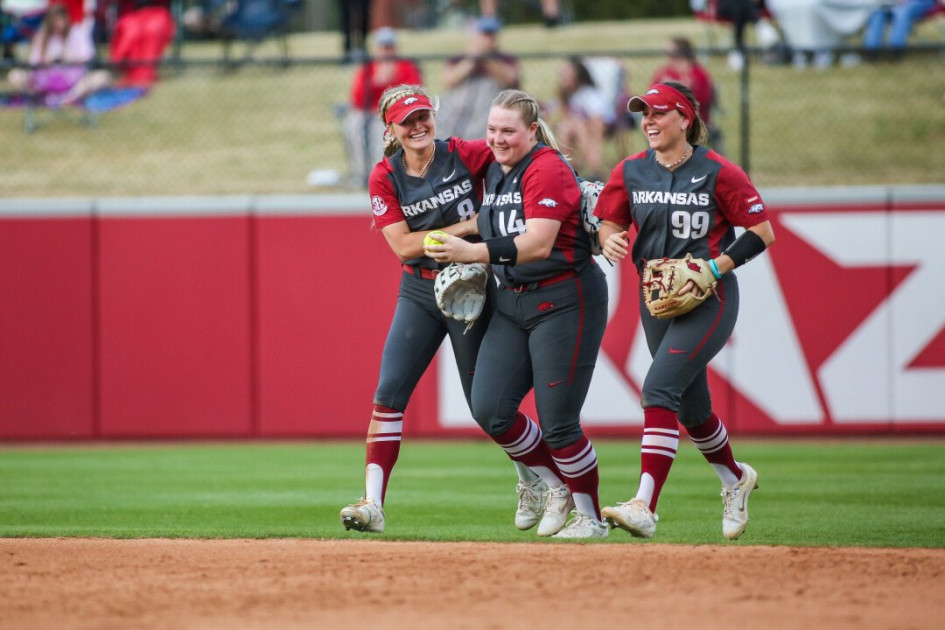 Razorbacks Hit Road to Florida - Vimarsana News