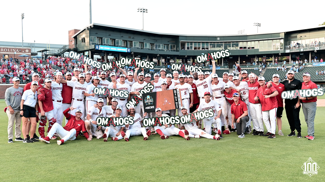 OmaHogs! Arkansas Walks Off UNC, Punches Ticket to 11th College World