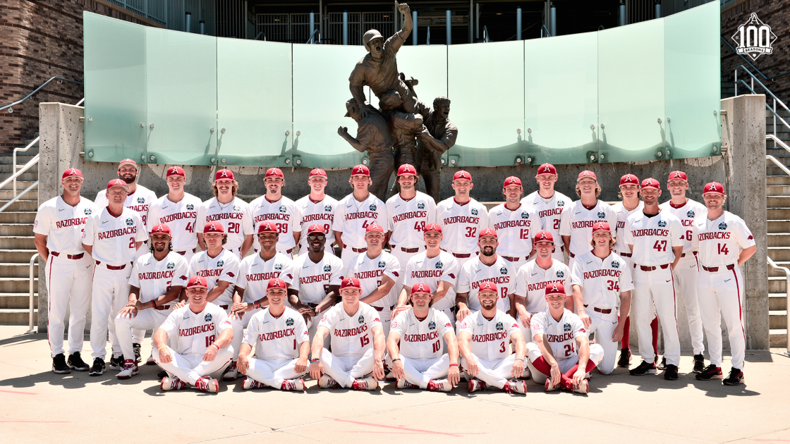 Arkansas Begins College World Series Run against Stanford - Vimarsana News