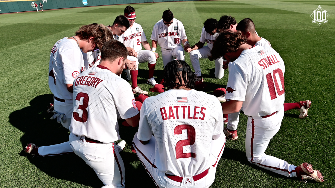 Arkansas baseball one win away from CWS, avoiding last season's fate