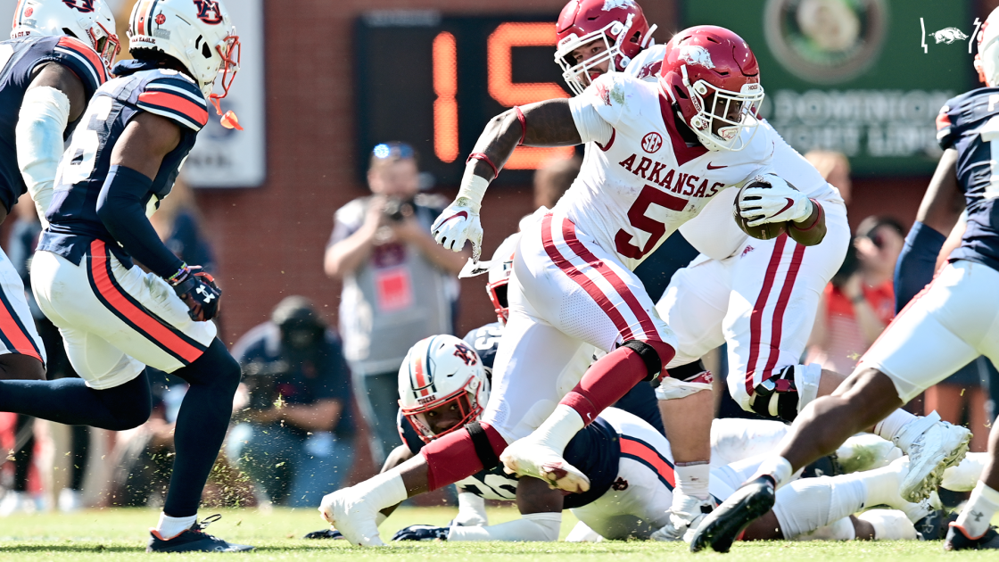 Arkansas Powers to 41-27 Road Win at Auburn - Vimarsana News