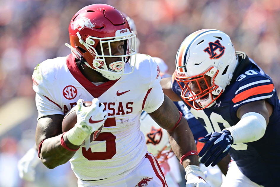Raheim Sanders, Reid Bauer Take Home SEC Weekly Honors - Vimarsana News