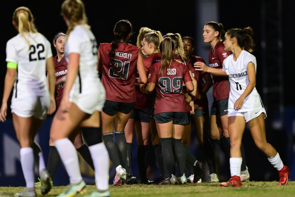 Soccer Eliminated from SEC Tournament in PKs - Vimarsana News