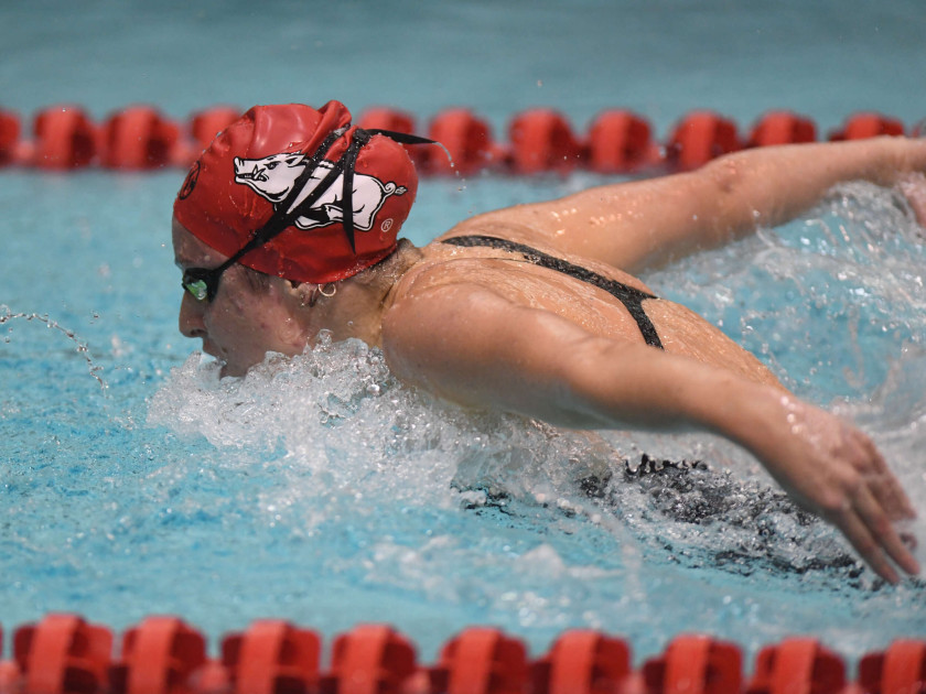 Hogs Power Past Flames - Vimarsana News