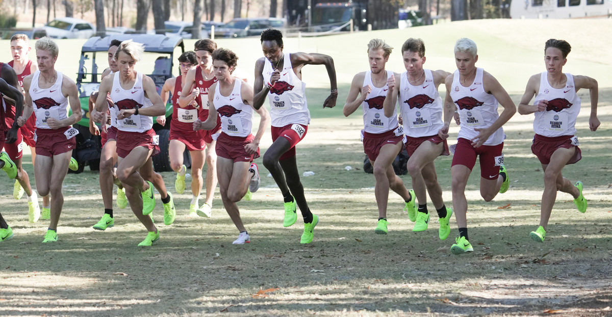 No. 22 Razorbacks enter region meet as top seeded team - Vimarsana News