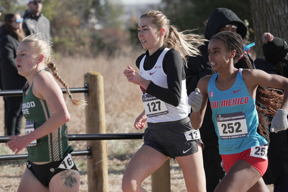 No. 21 Razorbacks finish 21st in NCAA Championships - Vimarsana News