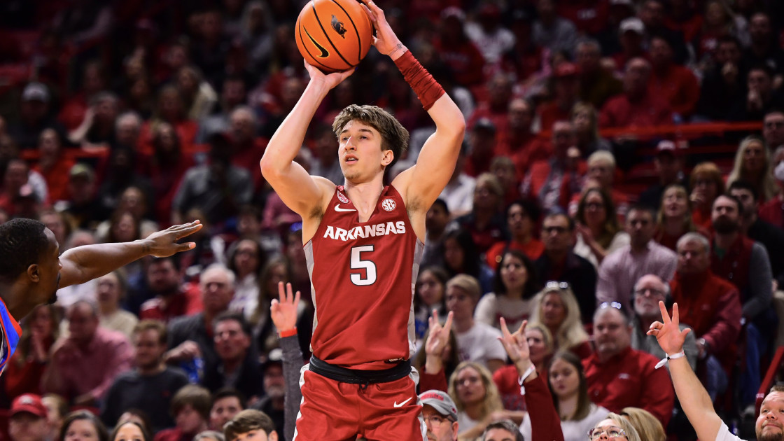 #25 Arkansas Bounces Back to Beat Ole Miss