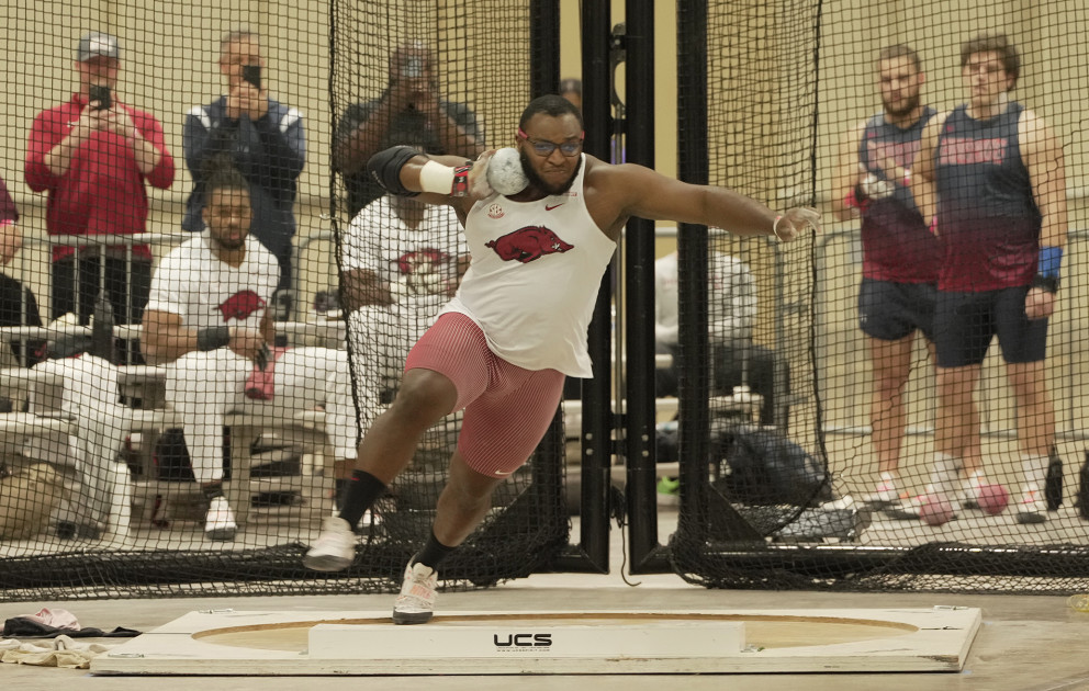 Razorbacks sweep SEC weekly honors - Vimarsana News