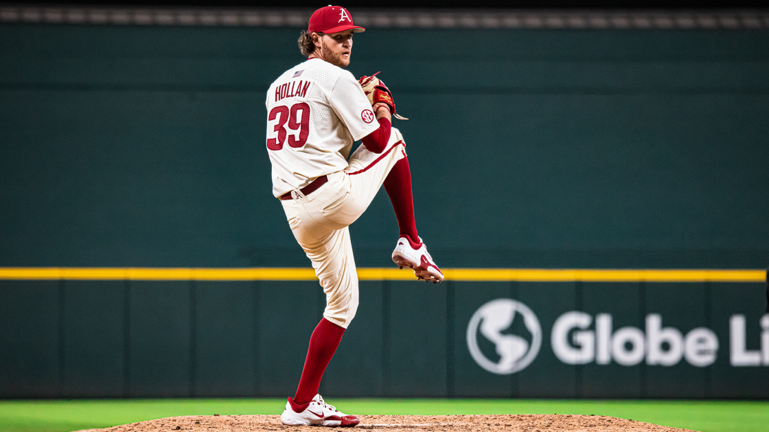 #9 Arkansas Hosts EIU for Opening Weekend at Baum-Walker Stadium - Vimarsana News