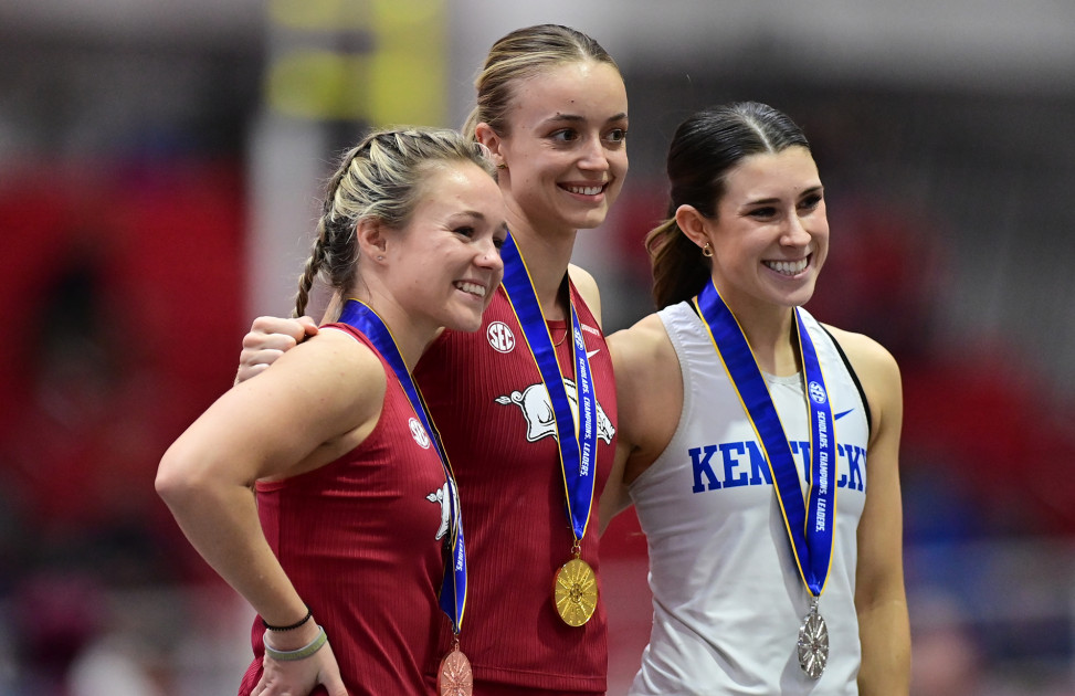 Arkansas leads team scoring after first day of SEC Indoor