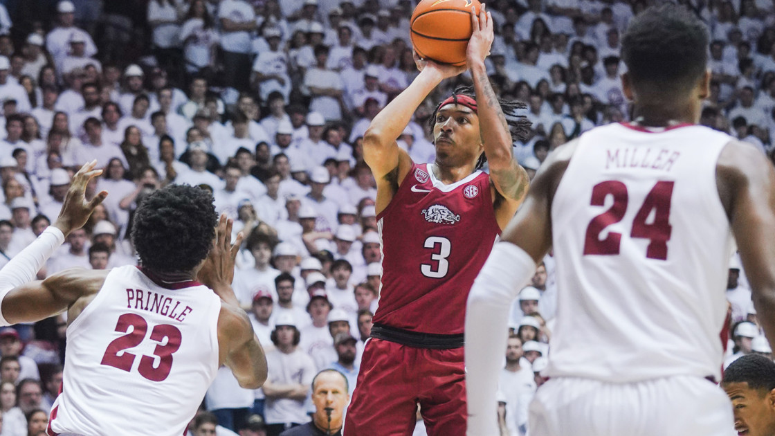 Arkansas Takes #2 Alabama to the Wire - Vimarsana News