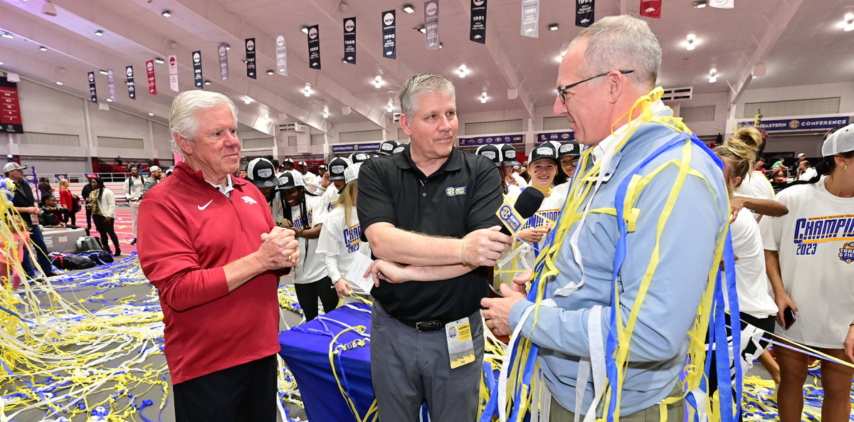Ninth consecutive SEC Indoor team title claimed by Razorbacks, record 13th overall - Vimarsana News