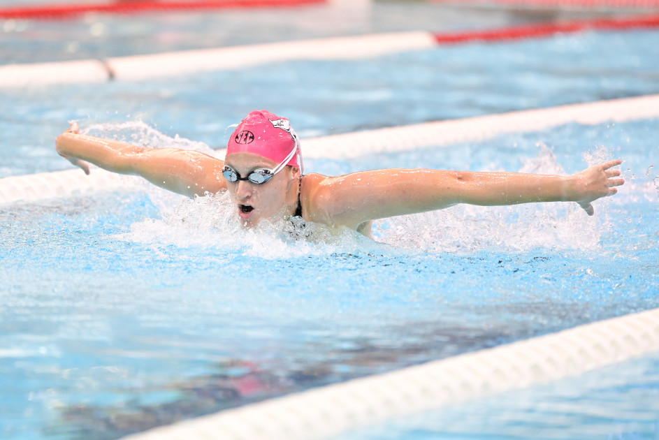 10 Razorbacks Set for NCAA Events - Vimarsana News