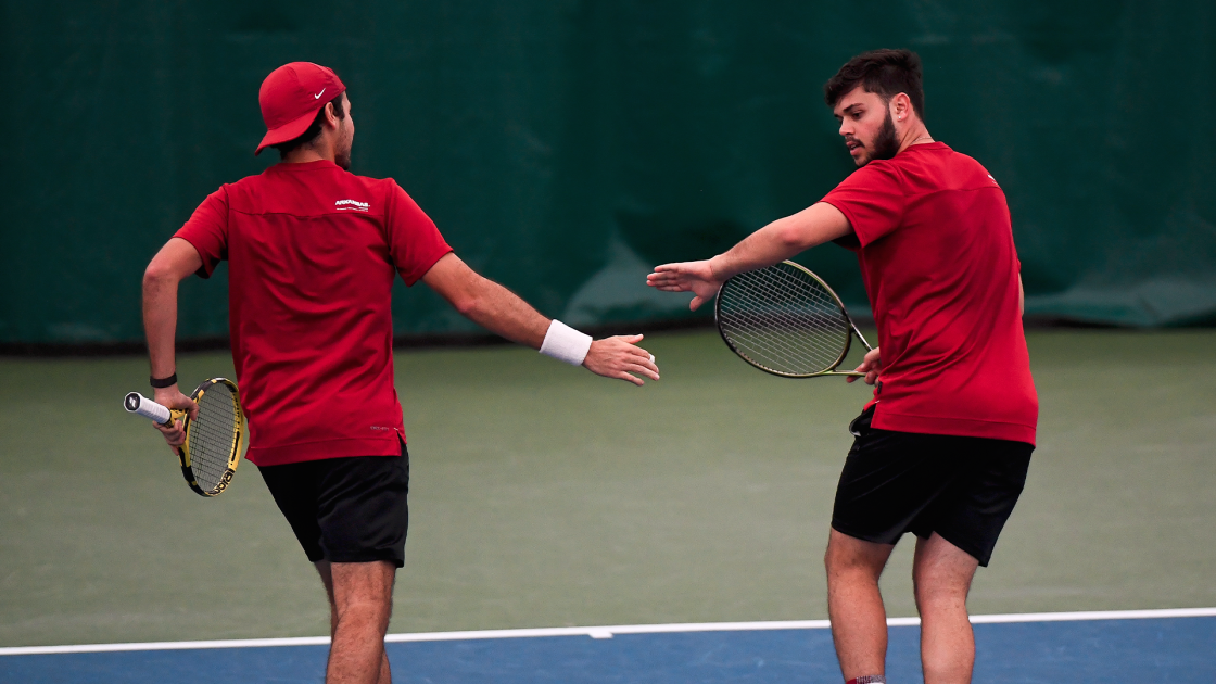 Razorbacks On The Road for Three-Match Stretch - Vimarsana News