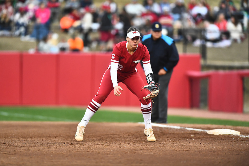 Razorbacks Falter in Friday’s Ranked Matchup