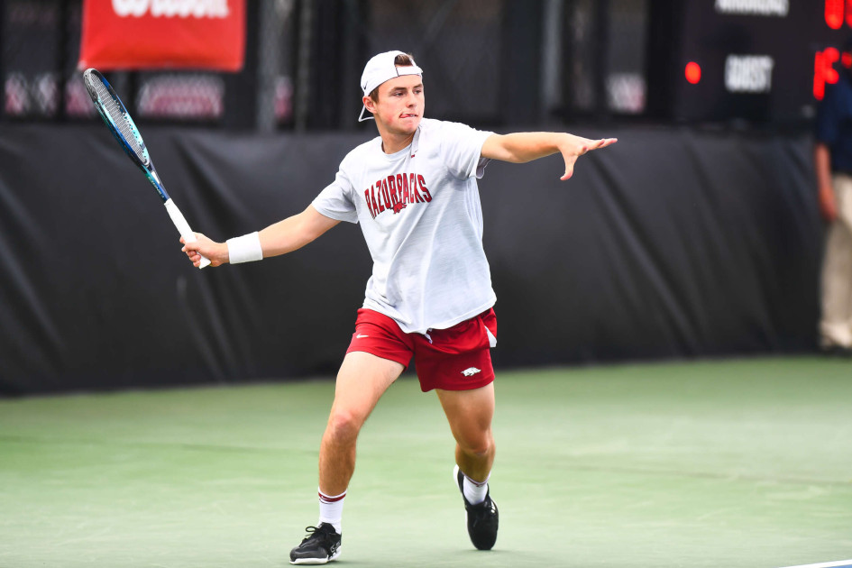 Men’s Tennis Drop Match to No. 14 Mississippi State