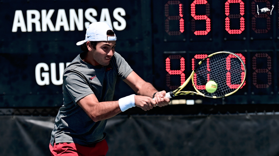 Razorbacks Fall in Regular Season Finale, 4-0