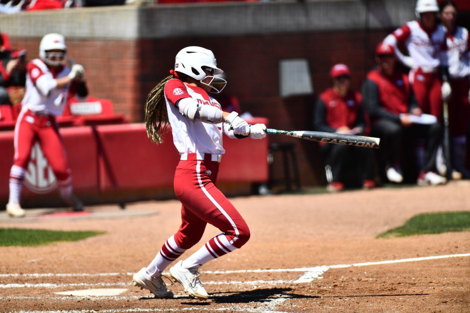 Johnson Named Top 25 Finalist for TUCCI/NFCA Freshman of the Year - Vimarsana News