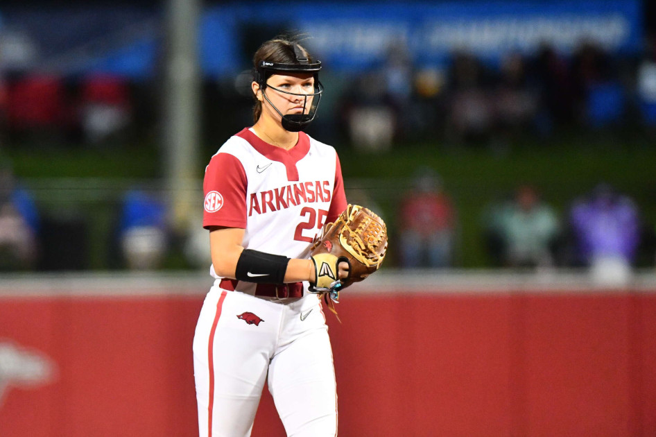 Camenzind Spins 1-Hit Shutout, Arkansas Opens Fayetteville Regional with Run-Rule Win - Vimarsana News