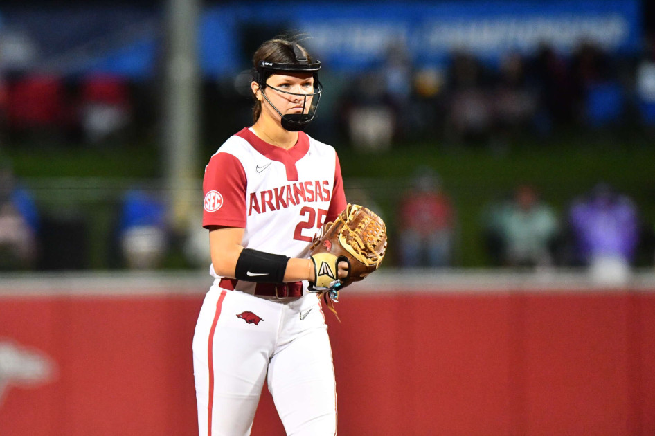 Camenzind Spins 1-Hit Shutout, Arkansas Opens Fayetteville Regional with Run-Rule Win