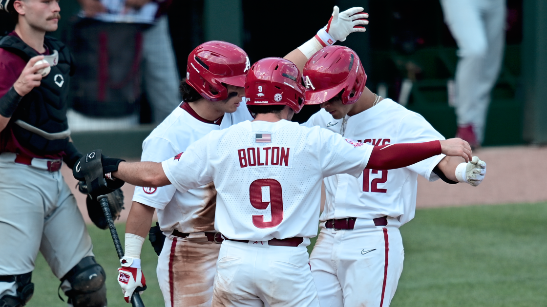 Hogs race past Broncos in Regional-opening win - Vimarsana News