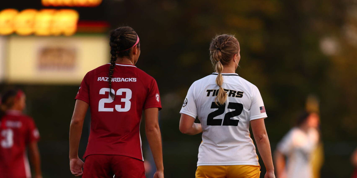 No. 7 Arkansas Stays Perfect in SEC Play - Vimarsana News