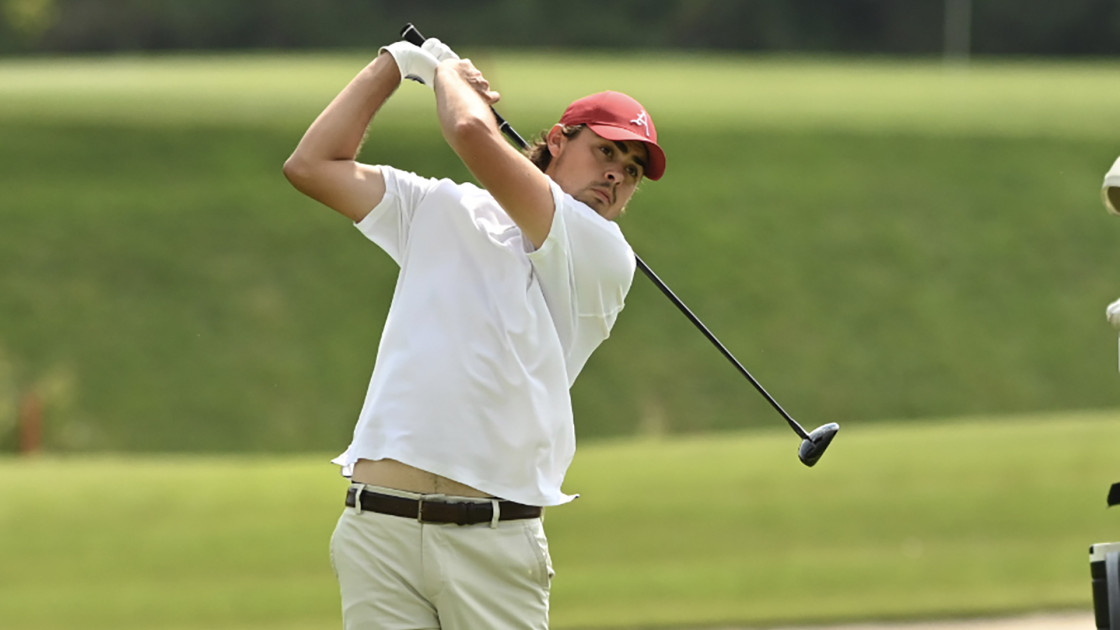 Razorbacks, Driscoll Leads After Rd1 at Blessings Collegiate