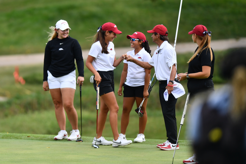 Hogs Extend Lead to 14 Strokes; José Marin in Front After Two Rounds at BCI - Vimarsana News