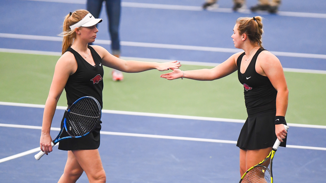 Razorbacks Fall in Quarterfinals at ITA Regionals - Vimarsana News