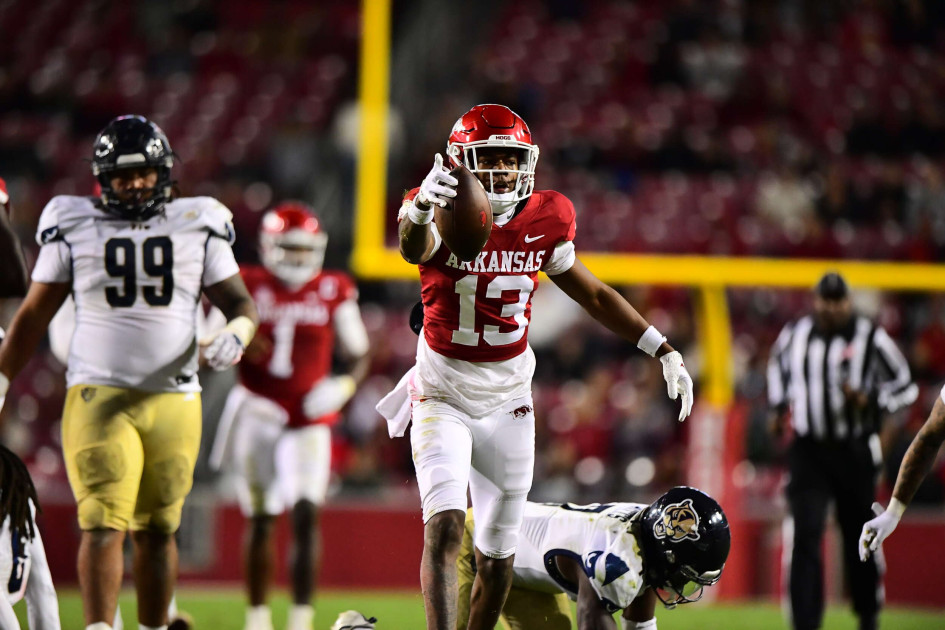 Live Updates: Hogs Host Florida International - Vimarsana News